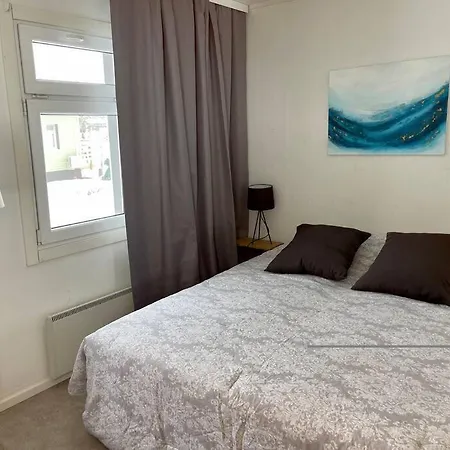 Casa de Férias Saunallinen Minitalo Keskella Ulkoilukylaa Luopioinen