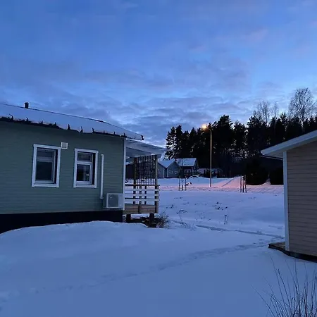 Casa de Férias Saunallinen Minitalo Keskella Ulkoilukylaa Luopioinen